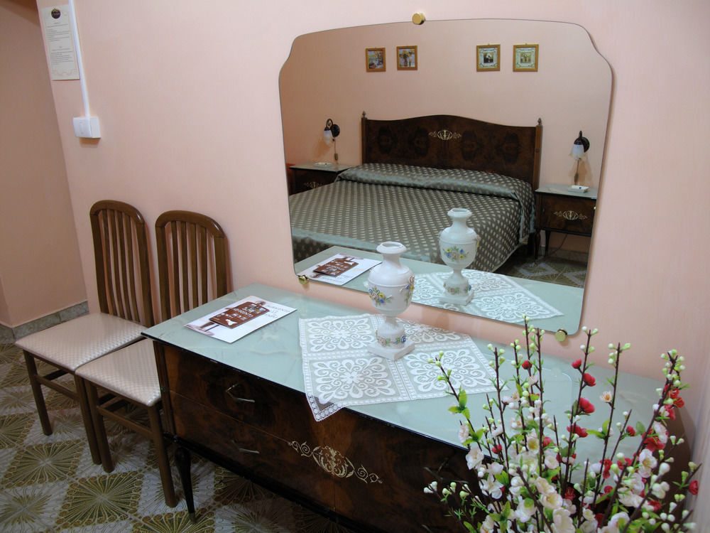 Il Mandorlo Bed & Breakfast Agrigento Eksteriør bilde
